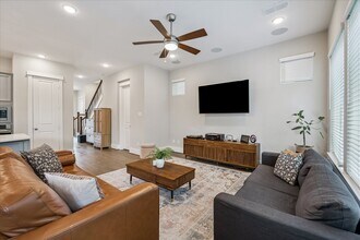 1504 Callaking Pl in Houston, TX - Foto de edificio - Building Photo