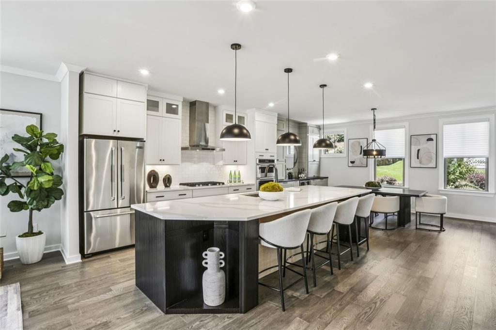 2090 Emmet Pk Ln in Decatur, GA - Building Photo