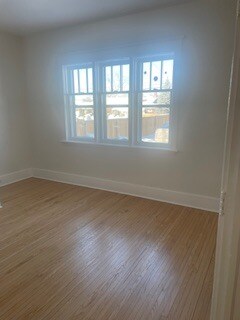 833 Crawford Dr in Peterborough, ON - Building Photo