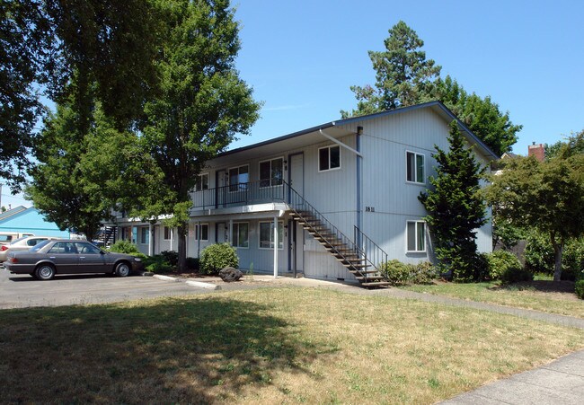 1811 4th St NE in Salem, OR - Building Photo - Building Photo