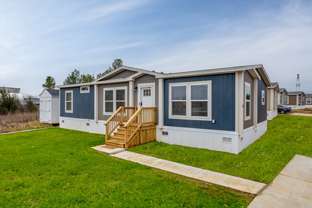 Fannin Meadows in Tyler, TX - Foto de edificio