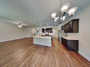 1204 Bethany Dallas Dr in Charlotte, NC - Foto de edificio - Building Photo