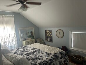 9 Chestnut Ave in Lincoln, RI - Building Photo - Building Photo