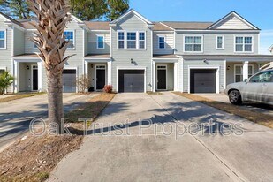 2509 Stadium Dr in North Charleston, SC - Building Photo