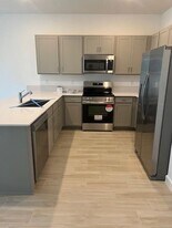 4393 Hammock Grove Dr in Lake Worth, FL - Building Photo