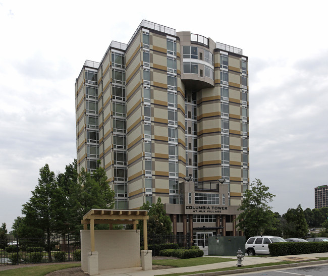 Columbia Tower in Atlanta, GA - Foto de edificio - Building Photo