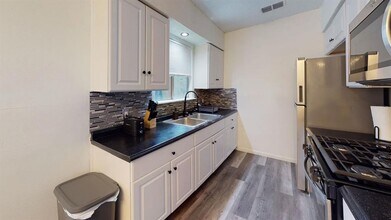 1109 Gardner Cove in Austin, TX - Building Photo - Building Photo