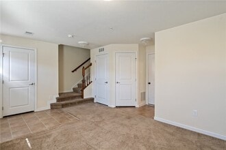 1966 Georgetown Dr in Sewickley, PA - Building Photo - Building Photo