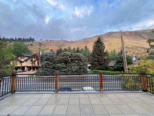 property at 3003 Warm Springs Rd