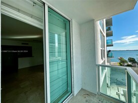 186 SE 12th Ter, Unit 1904 in Miami, FL - Building Photo