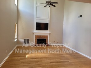 1115 Crabapple Lk Cir in Roswell, GA - Building Photo - Building Photo