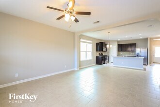 13413 Cadenza Crk in San Antonio, TX - Building Photo - Building Photo
