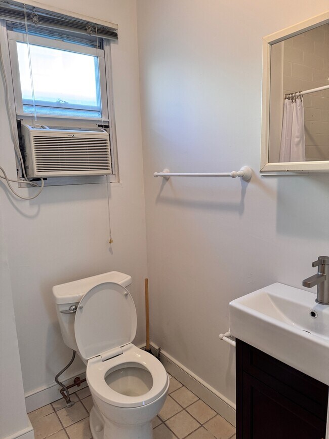 51 Orchard Pl in Greenwich, CT - Foto de edificio - Building Photo
