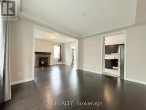 712 Devario Cres in Ottawa, ON - Building Photo - Building Photo