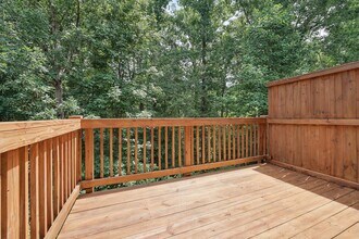 5590 Bright Cross Wy in Suwanee, GA - Building Photo - Building Photo