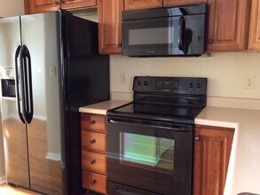 6685 Wimbledon Dr in Zionsville, IN - Building Photo - Building Photo