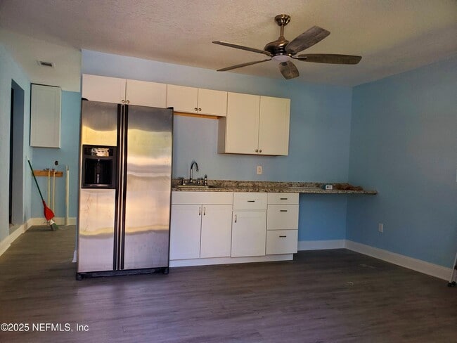 property at 215 Green St S