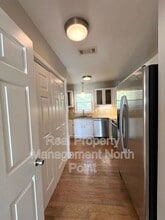 585 Wedgewood Dr in Alpharetta, GA - Building Photo - Building Photo