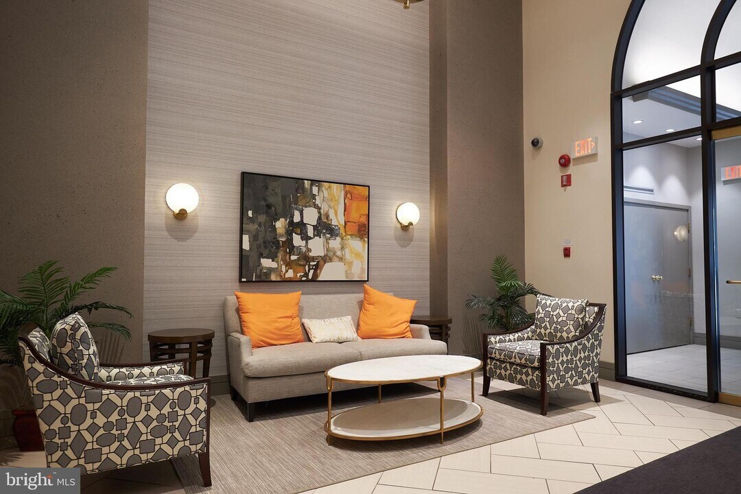 2725 Connecticut Ave NW-Unit -805 in Washington, DC - Building Photo