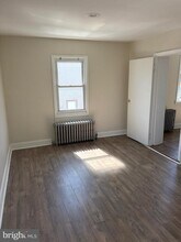 3245 Aramingo Ave in Philadelphia, PA - Building Photo - Building Photo