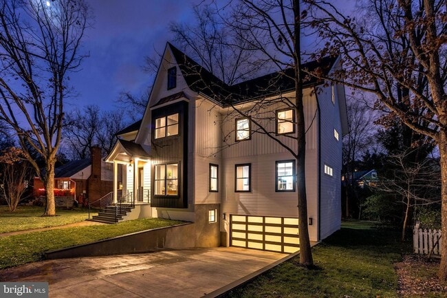 6535 Mulroy St in McLean, VA - Building Photo - Building Photo