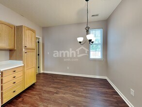 5425 Wood Hollow Dr in Indianapolis, IN - Building Photo - Building Photo