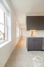 3051 W Medill Ave-Unit -1B in Chicago, IL - Building Photo - Building Photo