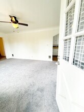 1137 Naval Ave in Bremerton, WA - Building Photo - Building Photo