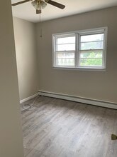 58 Monroe St in Lodi, NJ - Foto de edificio - Building Photo