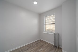 South Shore Apartments in Chicago, IL - Foto de edificio - Interior Photo