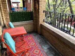 4716 N Bernard St in Chicago, IL - Building Photo - Building Photo