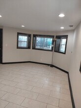 3713 W Shakespeare Ave, Unit Lower level in Chicago, IL - Building Photo - Building Photo