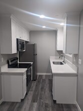 2521 Victorian Alley in Sacramento, CA - Foto de edificio - Building Photo