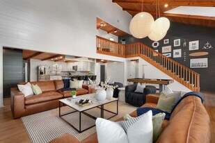 129 Broadwater Ct in Waleska, GA - Building Photo