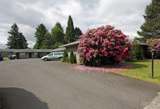 Alder Drive Apartments in Gresham, OR - Foto de edificio - Building Photo