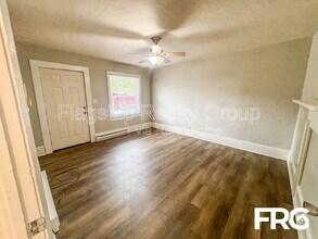 1002 W 6th St in Greenville, NC - Building Photo - Building Photo