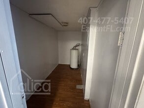 4737 N Pine Hills Rd in Orlando, FL - Building Photo - Building Photo