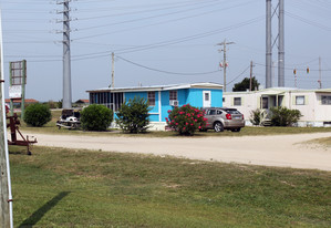 Blackbeards Treasure Mobile Home Park Apartments