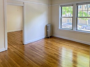 5103 N Winchester Ave, Unit 5103-3 in Chicago, IL - Building Photo - Building Photo