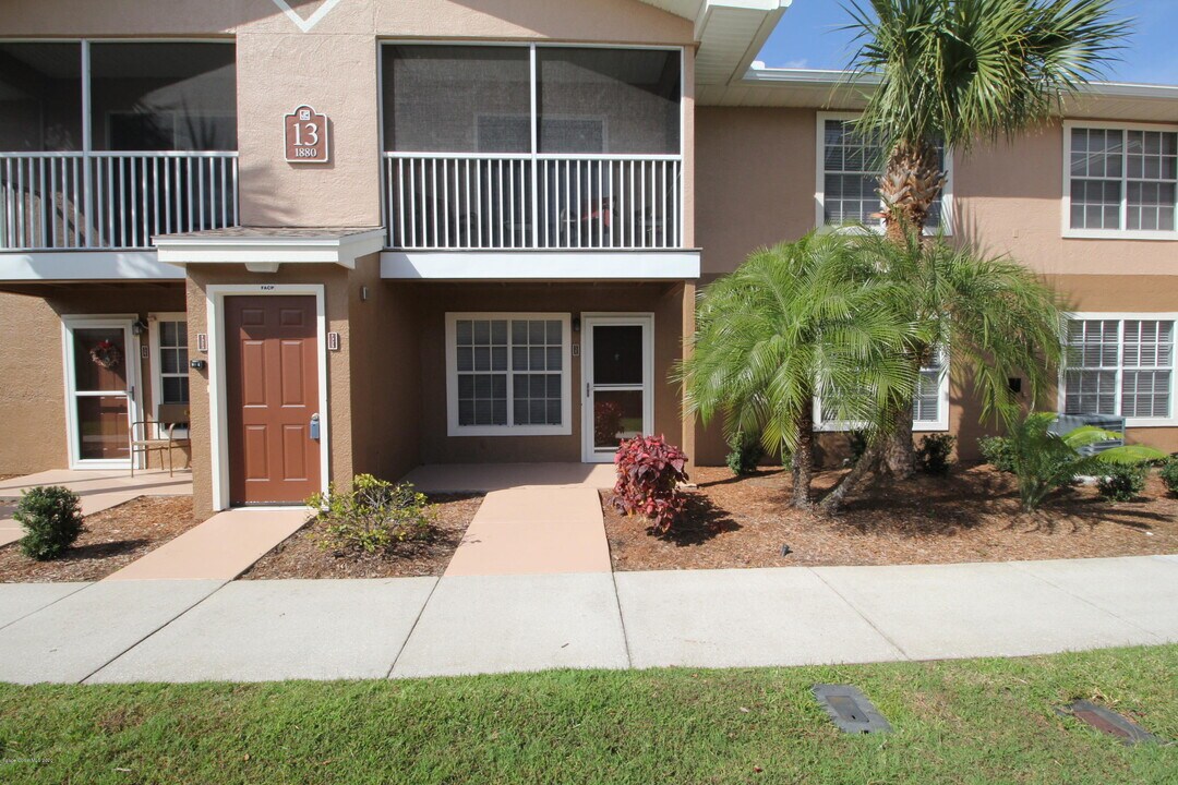 1880 Long Iron Dr in Rockledge, FL - Building Photo