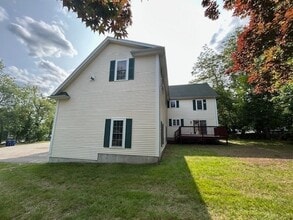 536 Middle St in Braintree, MA - Building Photo - Building Photo