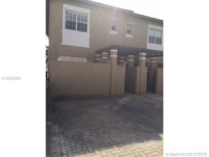 14703 SW 7th St, Unit 213 in Pembroke Pines, FL - Building Photo - Building Photo