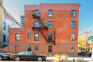 102 S 2nd St in Brooklyn, NY - Building Photo - Building Photo