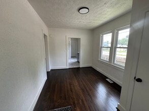1616 Campbell Ave SE in Roanoke, VA - Building Photo - Building Photo