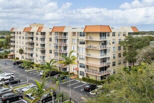 Village at The Falls in Miami, FL - Building Photo