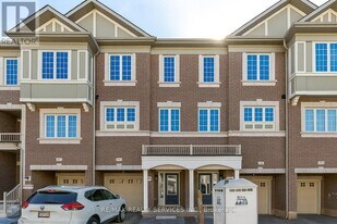 106 Aspen Hills Rd in Brampton, ON - Building Photo