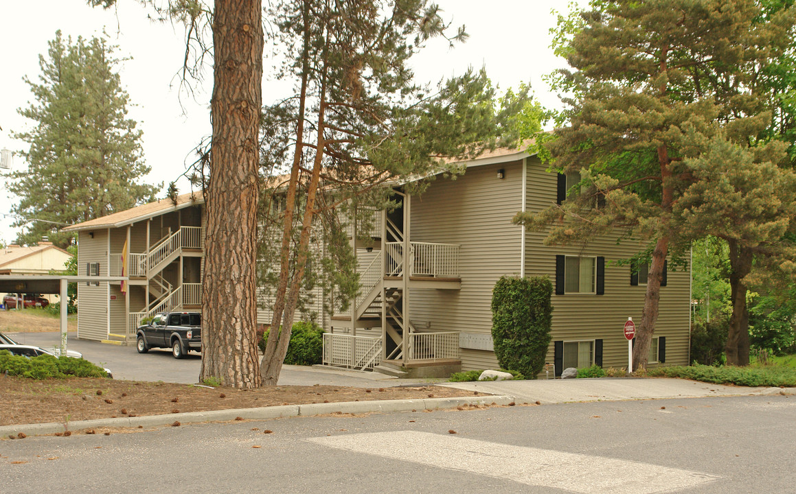 2707 E 32nd Ave in Spokane, WA - Foto de edificio