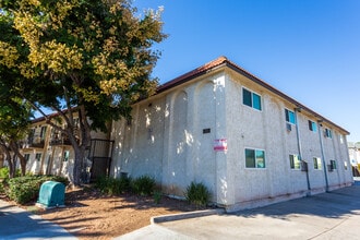 Meade Avenue Apartments in San Diego, CA - Building Photo - Building Photo