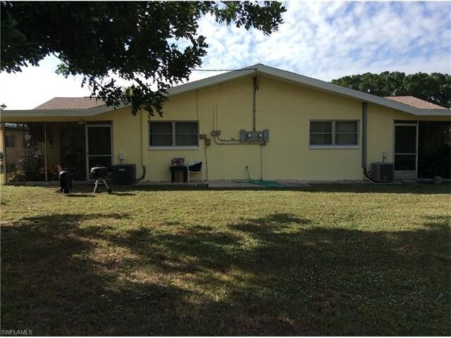 4919 Vincennes St-Unit -2 in Cape Coral, FL - Building Photo - Building Photo