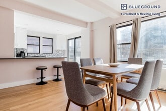 320 E 52nd St in New York, NY - Building Photo - Building Photo